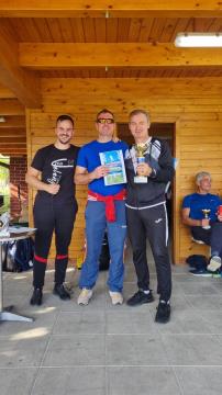 C35DA326-5EE4-4EF1-9521-00BC0AF62B22