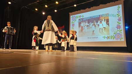 0a1d069153c21957b52a8bdcbb92bada